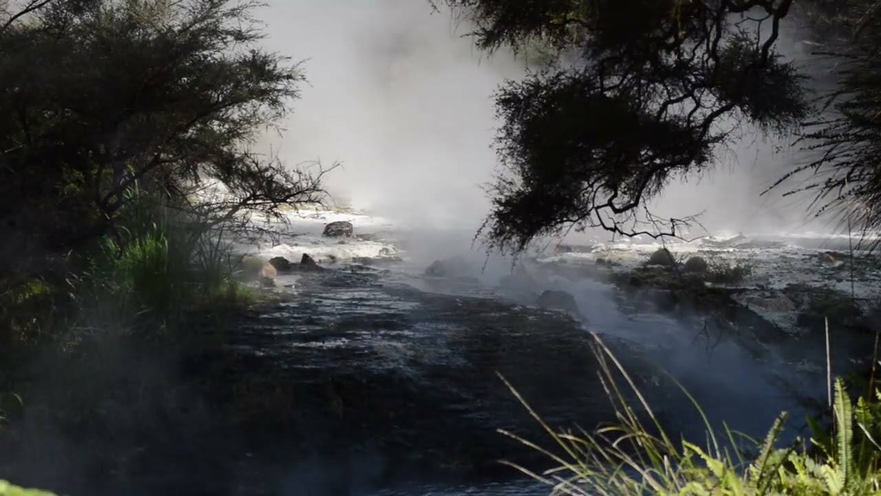 Waimangu volcanic valley