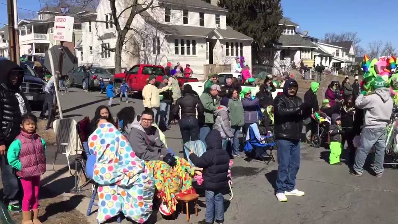 2015 Holyoke St Patrick's Day Parade - YouTube
