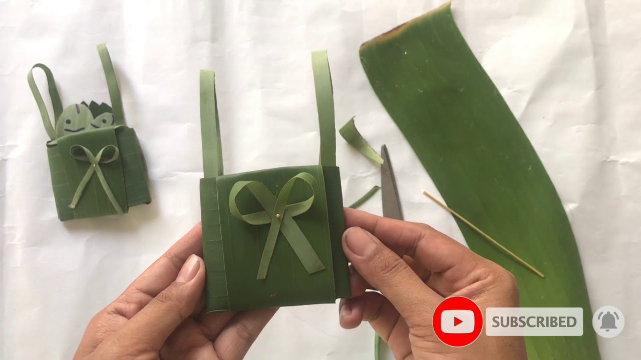 Leaf Bags Jean Paul Gaultier Nature Couture: Jean Paul Gautier comes up  with 'Leaf Clutch', netizens say, 'fashion or farming' | Trending & Viral  News