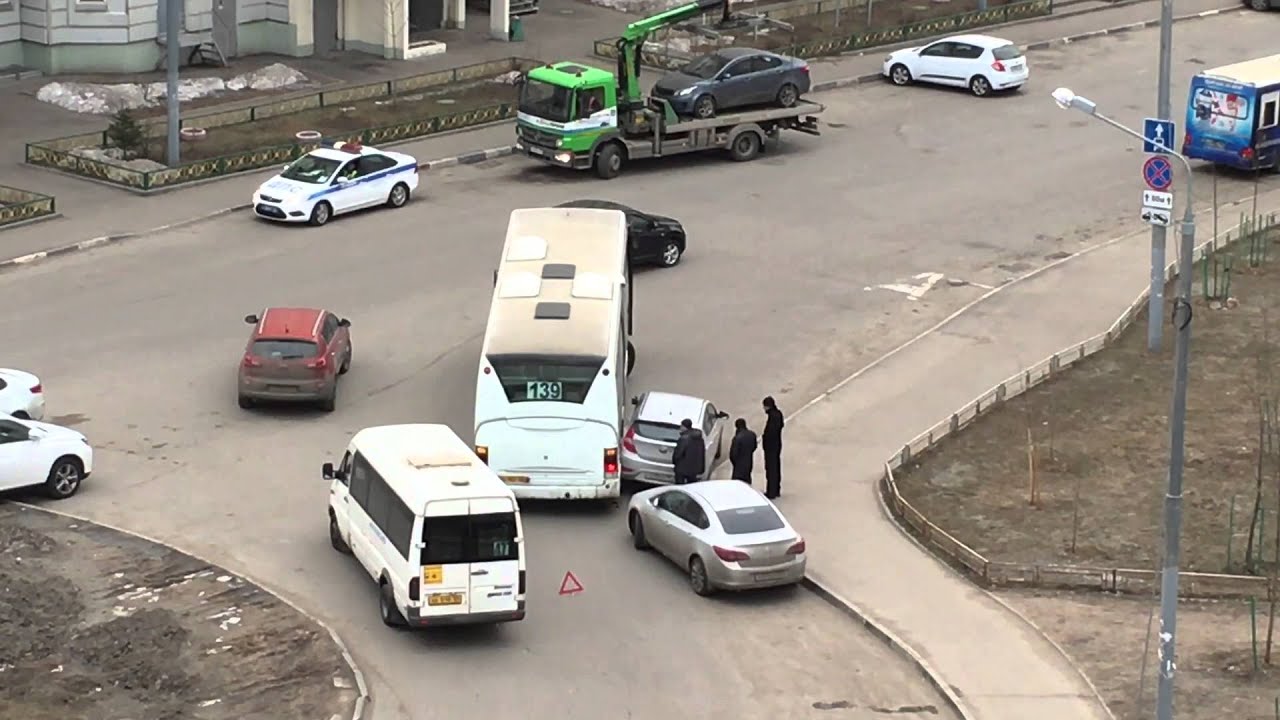Смертельное столкновение грузовика и маршрутки в Одинцове