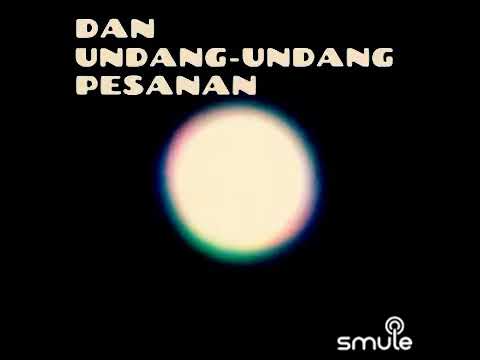 MERAH Dan Hitam saja