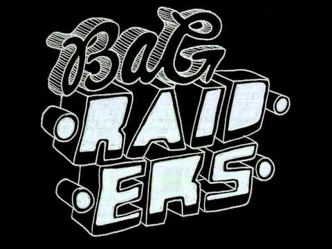 Bag Raiders -