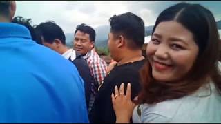 Koos loos Ulia hli yang peb rov mus noj ntse quas iab nyob sab moov mauj 8/4/2019