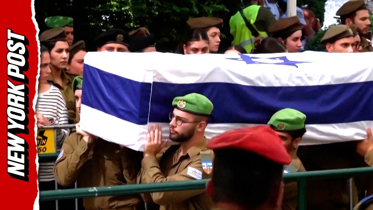 Потрясенные израильские семьи проводят похороны убитых заложников