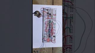 4 bit up counter using J-K flip flop 74ls109 IC #4bitcounter #74ls109 #upcounter #binarycounter #DIY