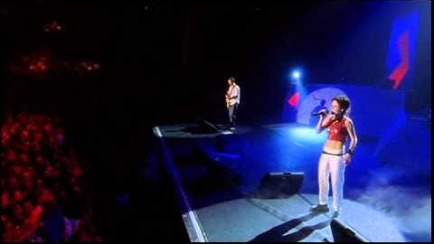 The Cranberries - Pretty (Live in Paris 1999)
