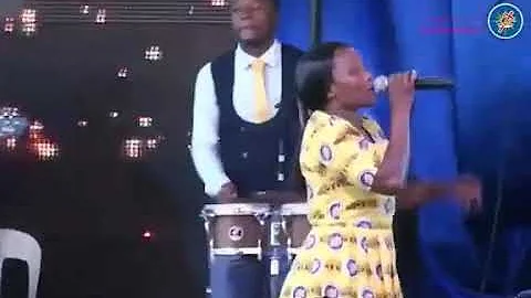 AFM PRAISE - NDINOSHAMISWA KWAZVO