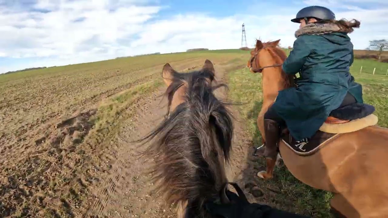 Finally sunny ride in frizzy wind