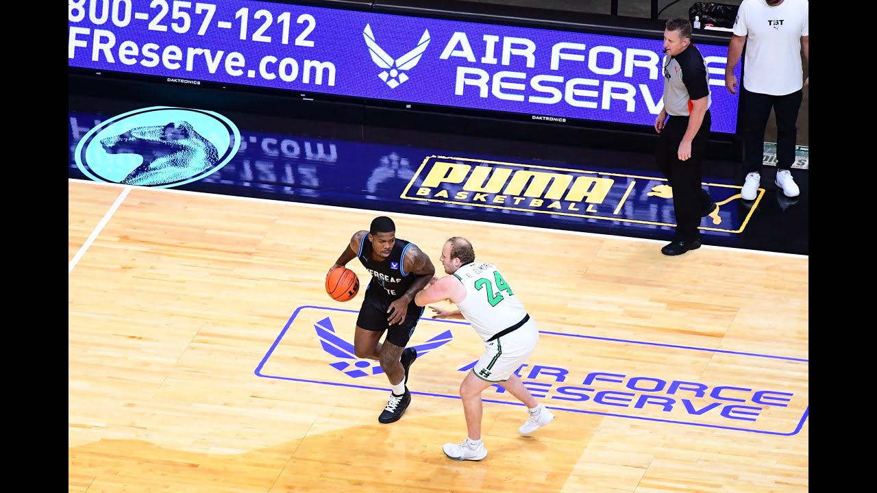 [FULL GAME] Joe Johnson goes headtohead with Ot Elmore in TBT Bubble