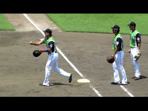 20120716ハム内野守備練習の一コマ＠鎌ヶ谷