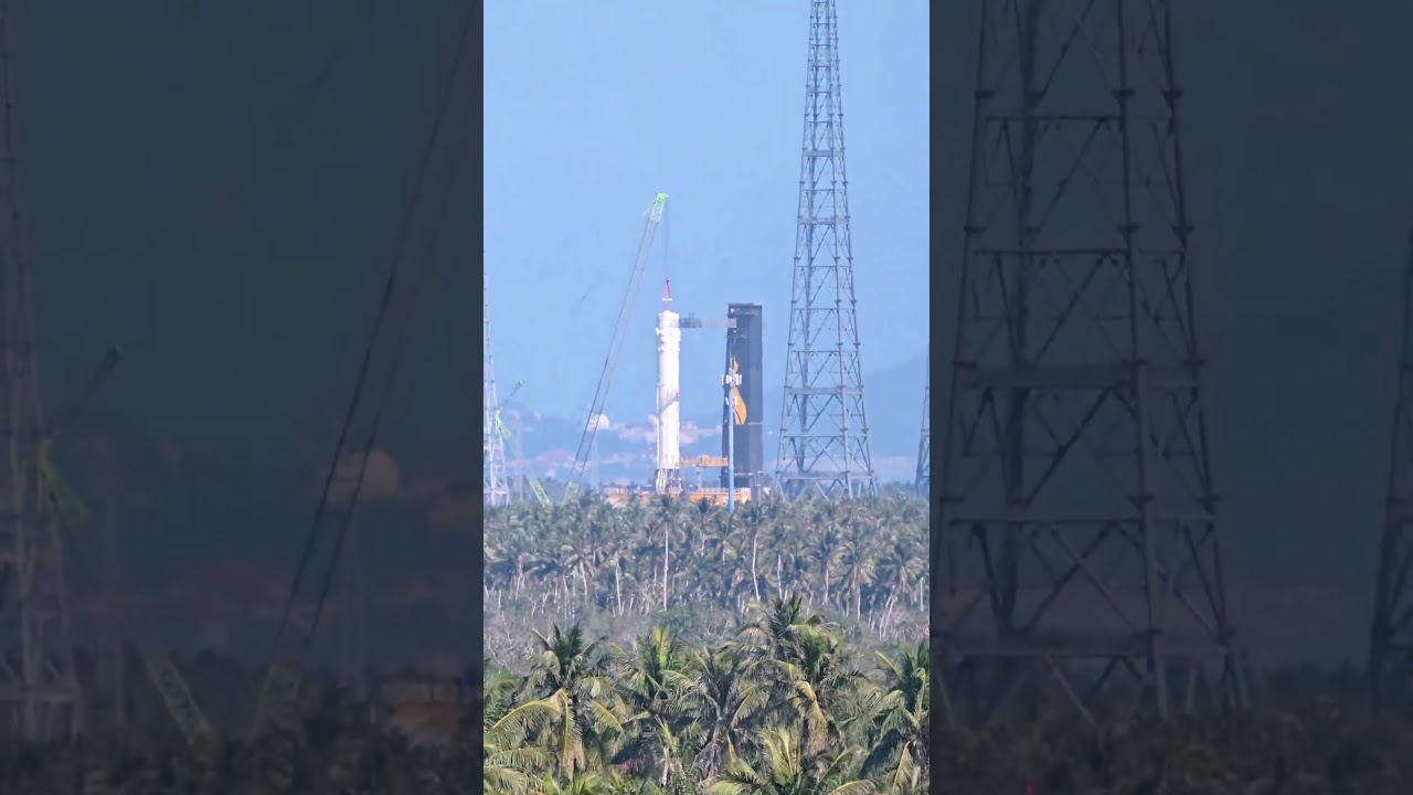 🚀🌕 Long March 10A ya está en la plataforma