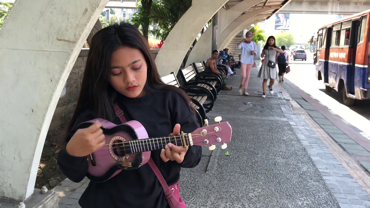 Cinta Terlarang Amanda Pengamen Cantik Jalanan Youtube cinta terlarang amanda pengamen cantik jalanan