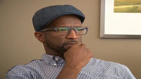 Rickey Smiley Delivers Powerful Message To Kids Wh...