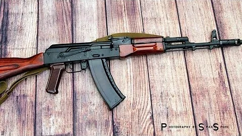 Russian 1984 AK-74