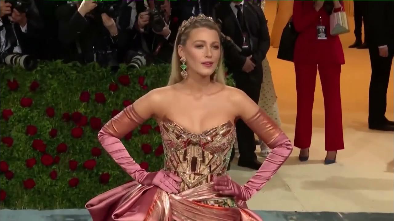 Histoire d'une tenue : la déclaration cachée derrière le look de Blake  Lively au Met Gala 2018 - Elle