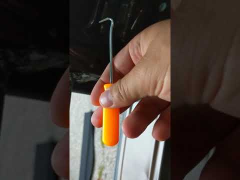 Opening A Stuck Left Barn Door On R55 Mini Clubman Youtube