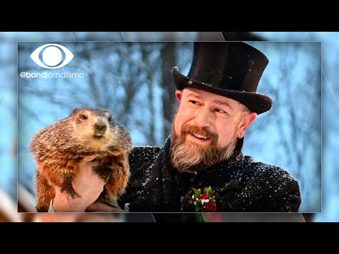 Vídeo: Marmota Dos EUA Prevê Mais Inverno