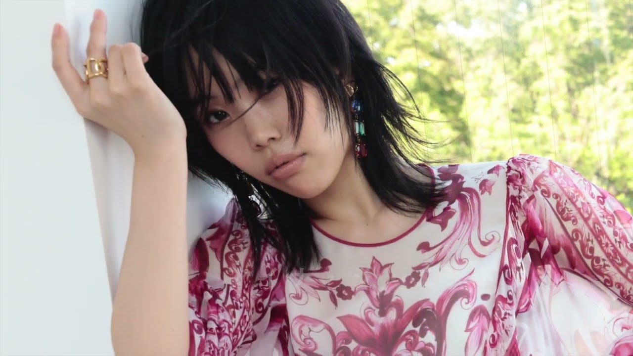 篠山紀信 美女標本箱MOVIE｜アイナ・ジ・エンド | UOMO