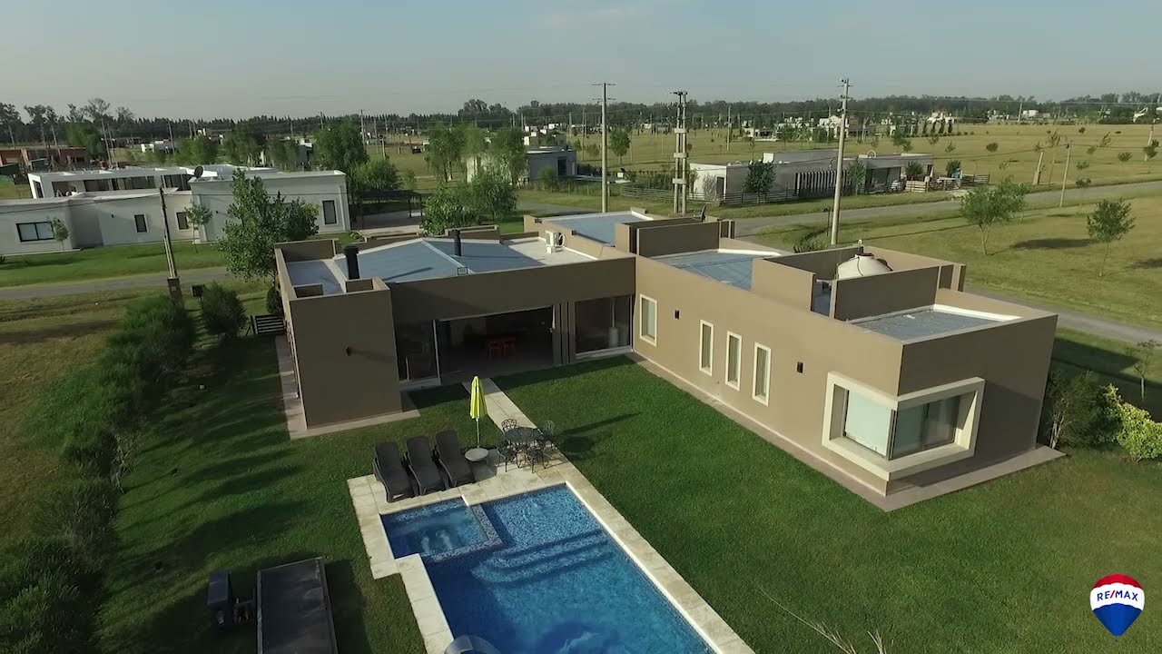 Casa 5 ambientes en Fincas de San Vicente Sector Sporting