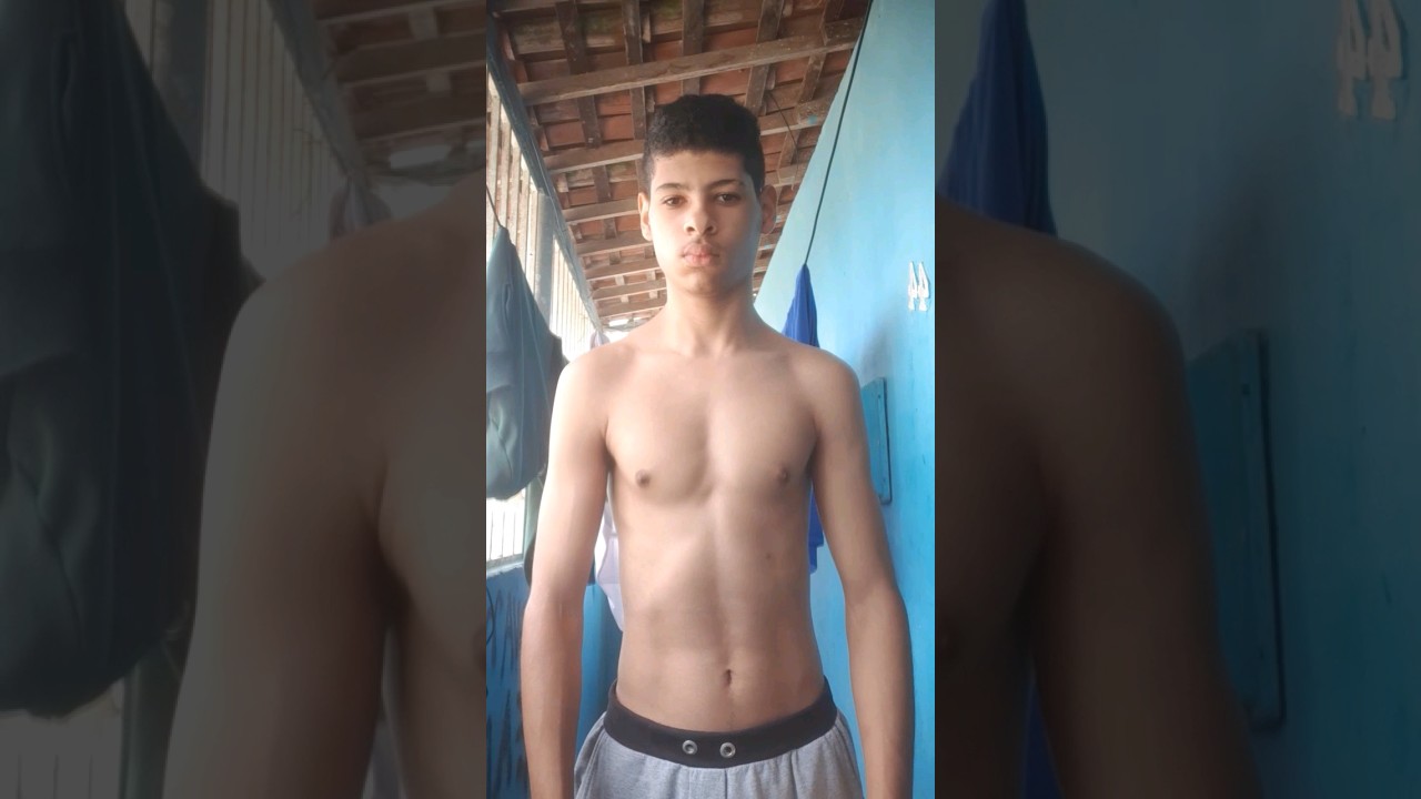 evolução de 2022 até 2023 magro ganhar massa muscular treinando em casa