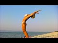 8 Min Sexy Flow Yoga