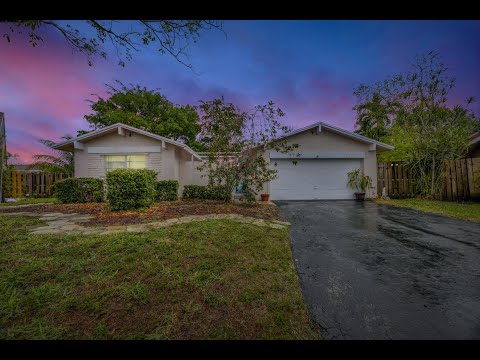 9300 Northwest 38th Place, Sunrise, FL home video tour