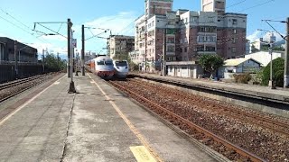 2021/11/21 418次pp自強號礁溪通過(4154次區間車待避)+411次太魯閣礁溪通過
