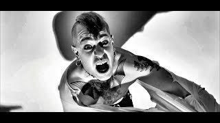 THE ESKARALLAS - “La Del Americano” Feat. EVARISTO PÁRAMOS (La Polla Records, Gatillazo) VIDEOCLIP