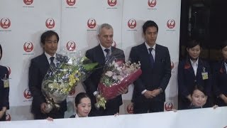 「絶対優勝」豪へ出発  アジア杯連覇へサッカー日本代表