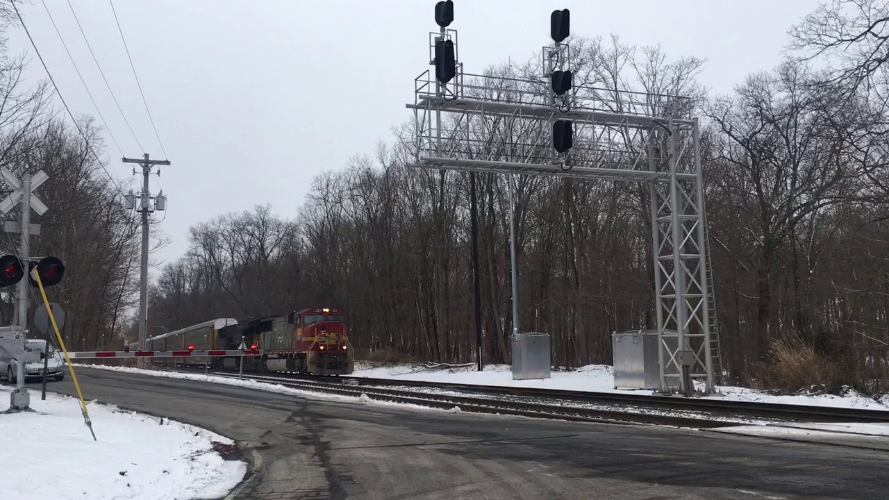 Ex ATSF SD75I west park