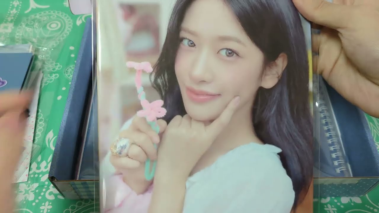 [我有啲咩] 開箱 IVE 2026 Season's Greetings [ATELIER IVE]