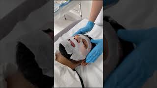 Chemical peel demonstrations by our skincare trainer. Training courses for aesthetic clinicians. by SkinViva Training 2,835 views 2 years ago 2 minutes, 14 seconds