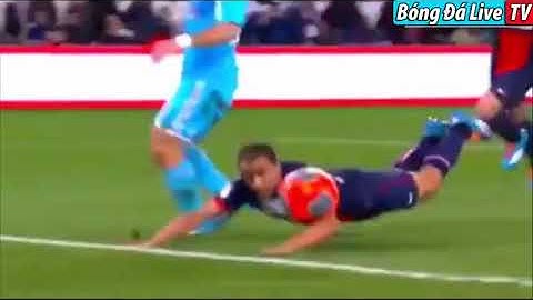 Những pha cứu thua xuất thần của những hậu vệ