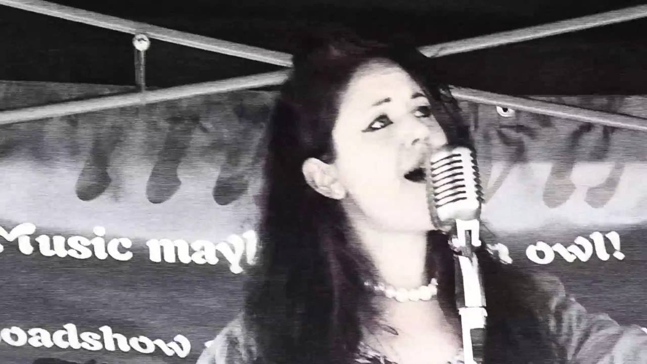 Blitz Time Sally live in Pier Square