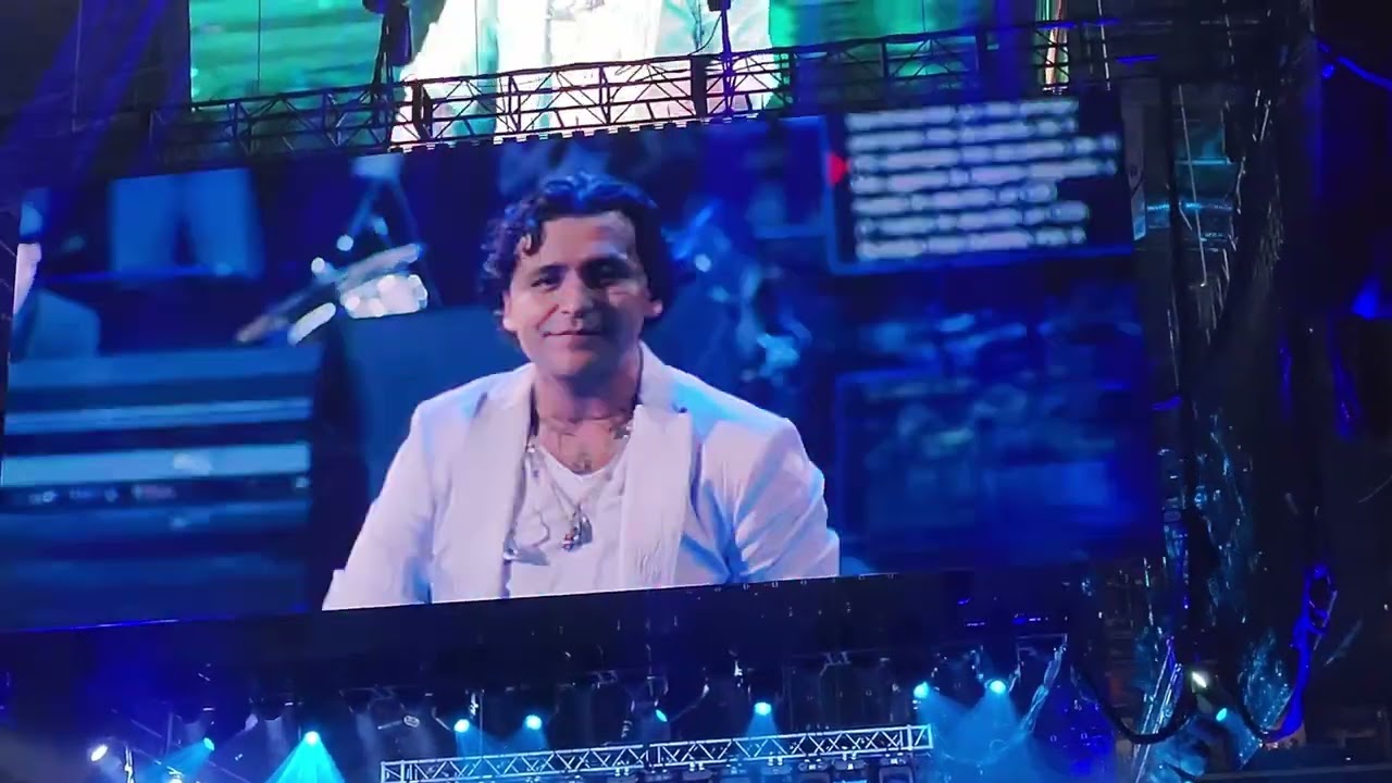 Christian Nodal - Botella Tras Botella en vivo de Arena Monterrey
