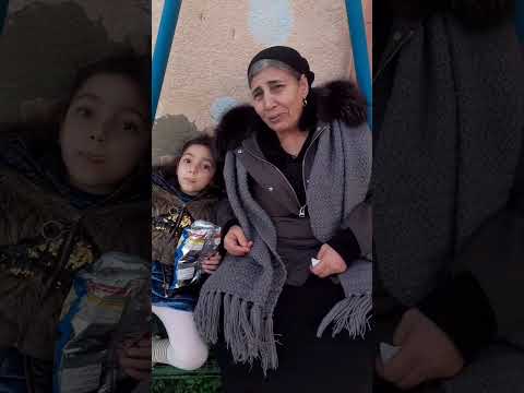 فكرت أجبلك ورد ياأحن وأطيب قلب في الدنيا