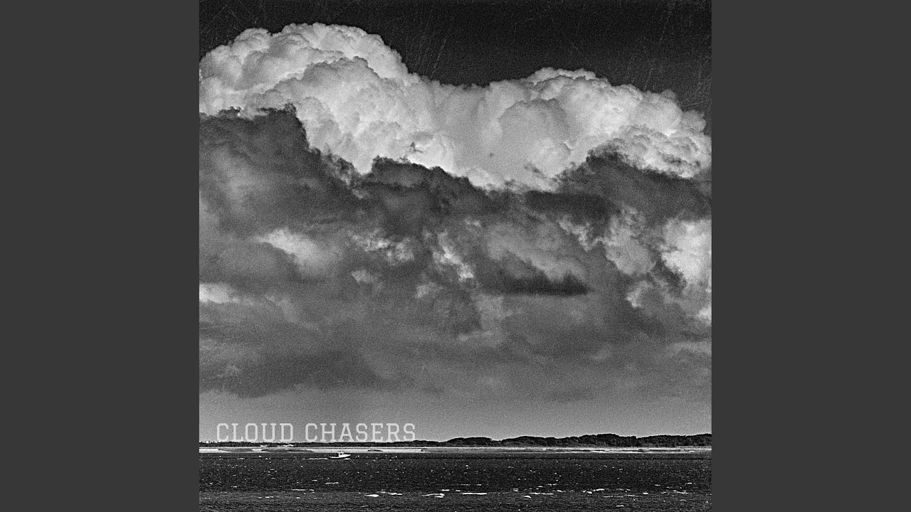 CLOUD CHASERS auf YouTube ansehen CLOUD CHASERS auf YouTube ansehen