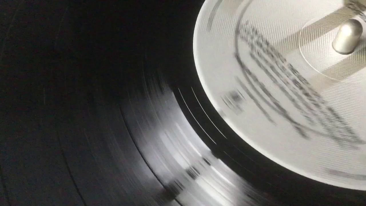 Chris de Burgh: Far Beyond These Castle Wall.. 🎼🔈