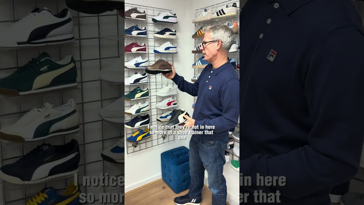 Распродажа кроссовок в магазине 80s Casual Classics в январе.