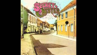 Secret Oyster - Mis(s) Fortune