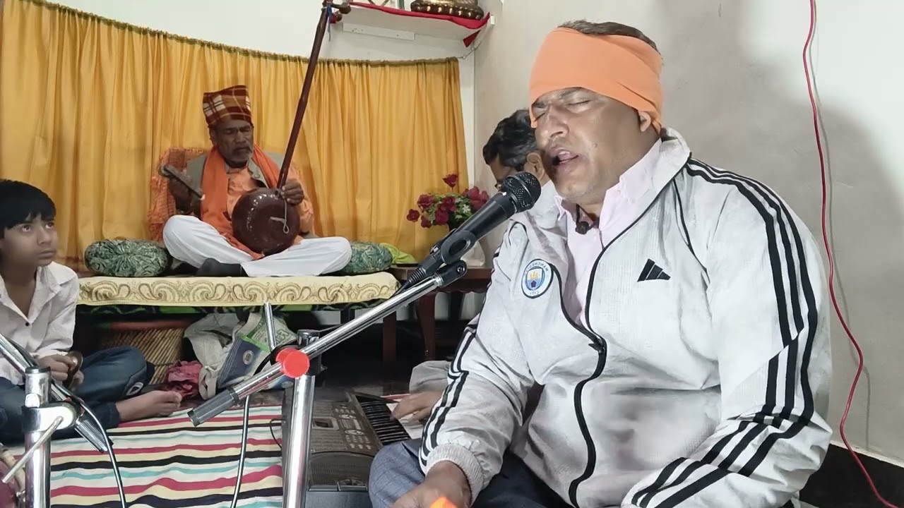 Aaj Basant Sant mev Jayate pahli Aarti gavange. Jay Bhagwan Lohiya Gurgaon