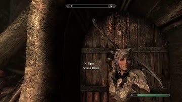 Skyrim Special Edtion - Creepy moving mannequins.