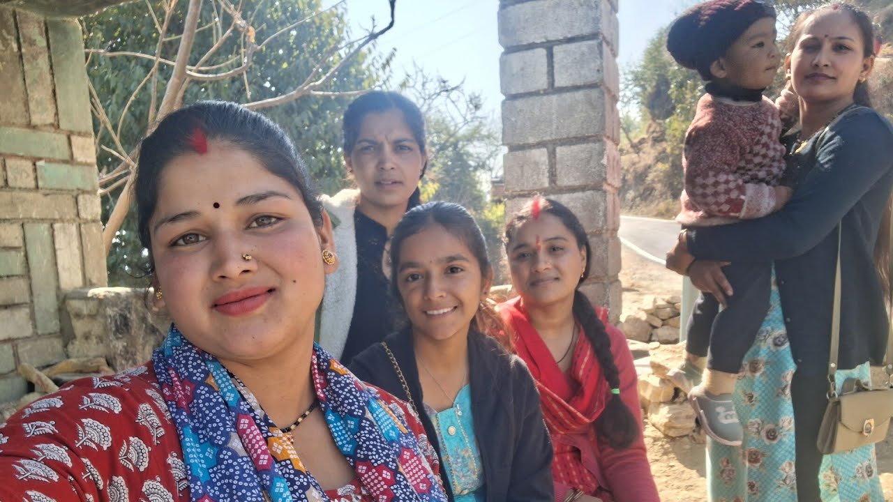 आज हम सब गये घूमने ❤️ 🩷बहुत टाइम के बाद साथ में घूमने 