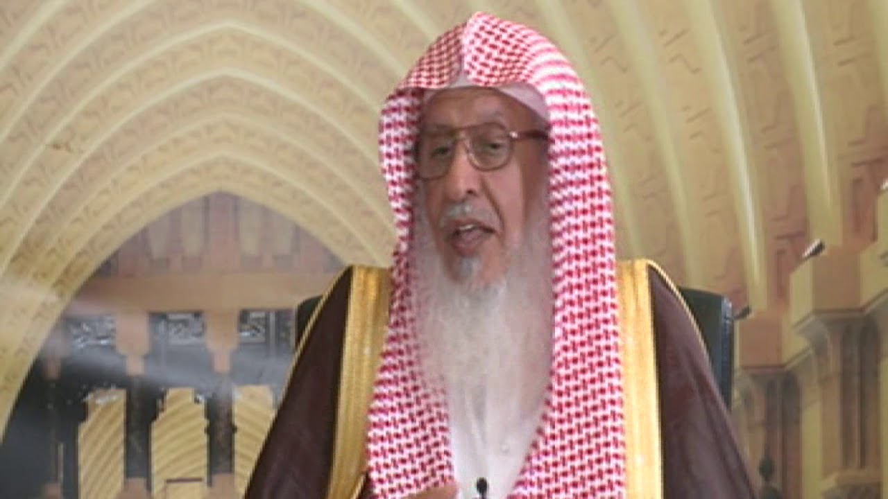 لا يغتسل من الجنابة إلا بعد طلوع الشمس في نهار رمضان فهل عليه شي؟ الشيخ أ.د سعد الحميد