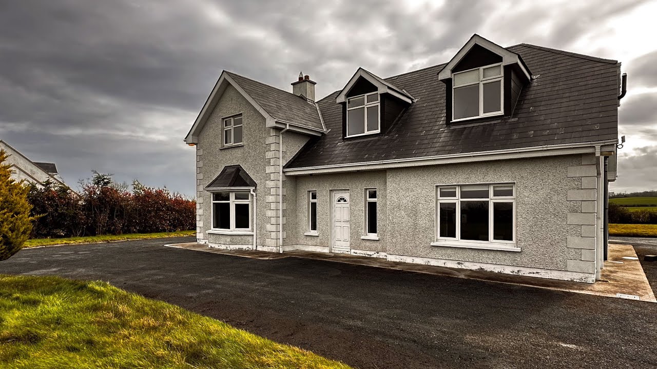 EASY TO FALL IN LOVE WITH THIS CHARMING 5 BED DORMER Corstown