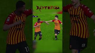 Красивый Гол 1 #шортс #топ #моменты #shorts #shortvideo #футбол #games #игры #football #спорт