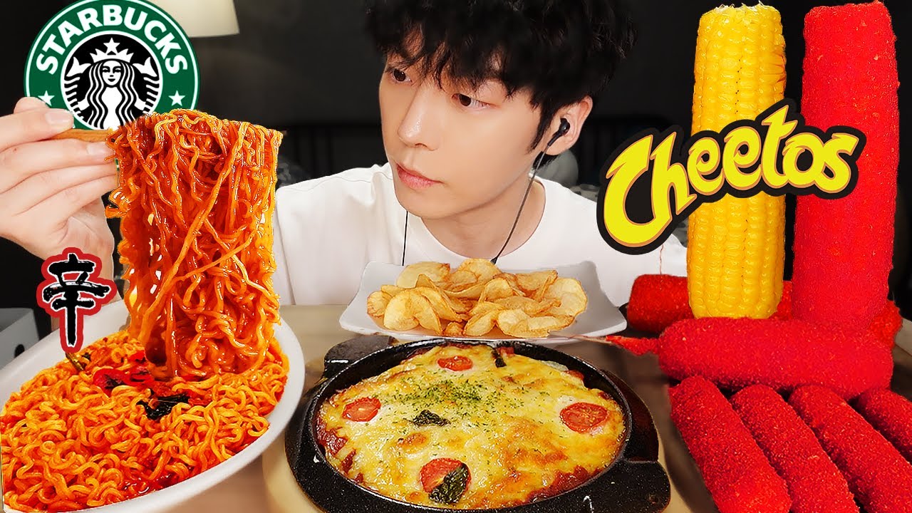 ASMR MUKBANG | 직접 만든 치토스 핫도그 치즈스틱 피자 & 신라면 볶음면 먹방 & 레시피 CHEETOS AND FIRE NOODLES EATING