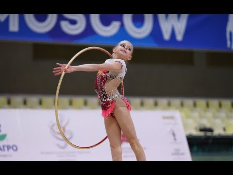Анна Попова художественная гимнастика купальники