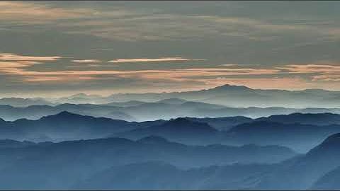 ما أجملها تلاوة تطمئن بها القلوب كلها هدوء وسكينه