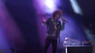 Video thumbnail of "Magnus Uggla - Johnny The Rocker (live @ Gröna Lund, Stockholm 24.08.2013)"